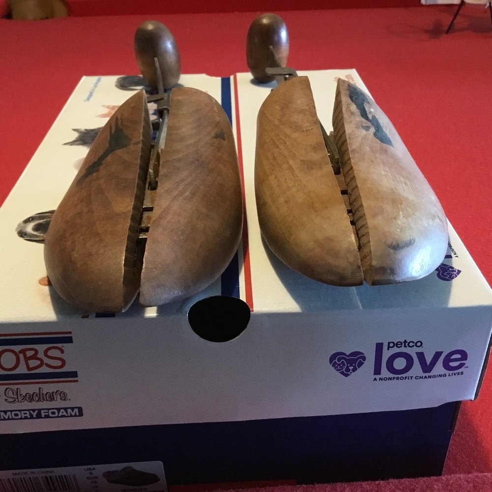 #4 wooden ,leather shoe adjustable inserts